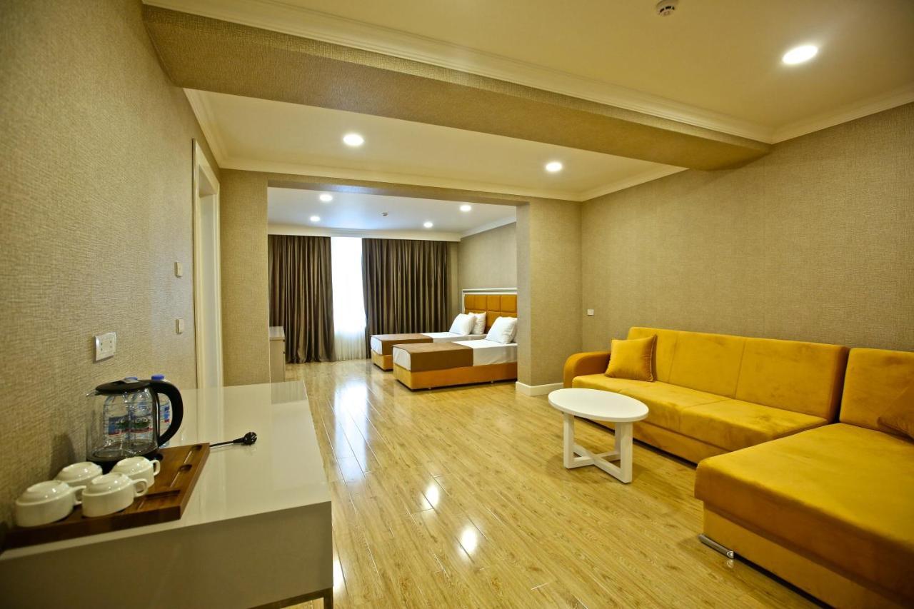 Rusel Park Hotel Baku Exterior foto