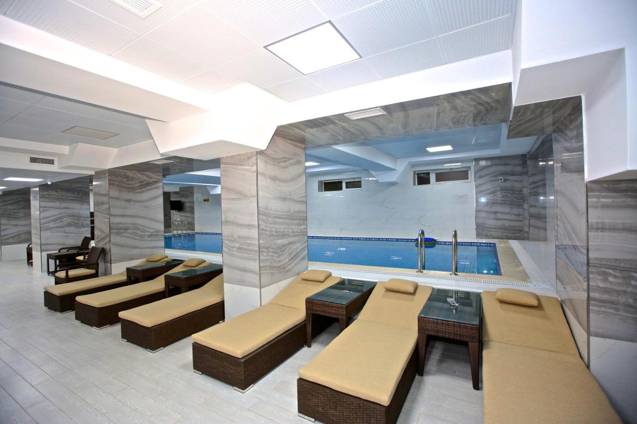 Rusel Park Hotel Baku Exterior foto